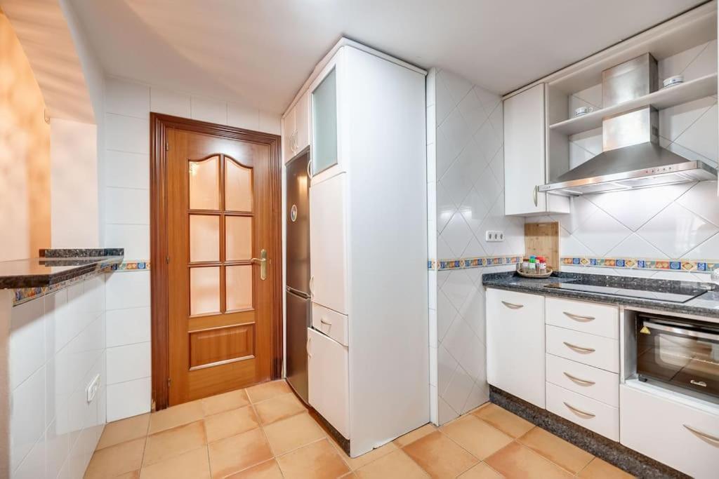Encantador Apartamento Cerca Del Mar Malaga Exterior photo